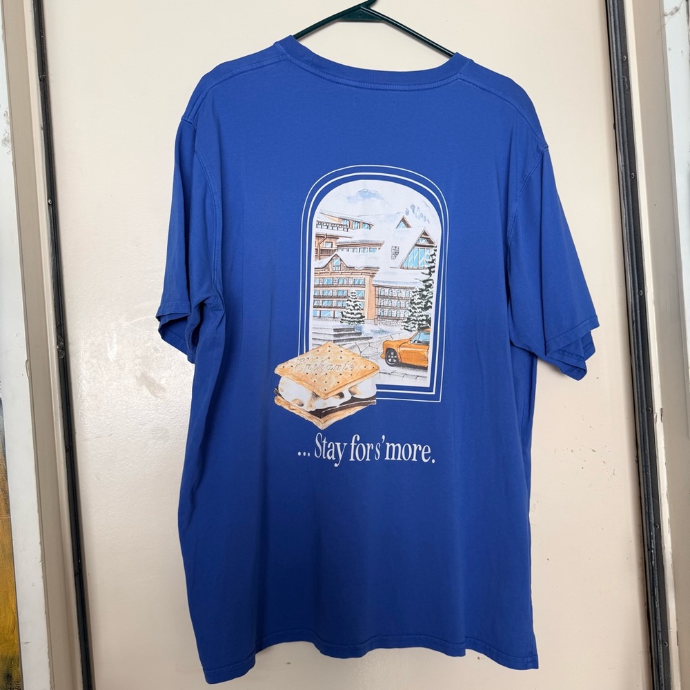 Ènchante! Ski Chalet luxury t-shirt